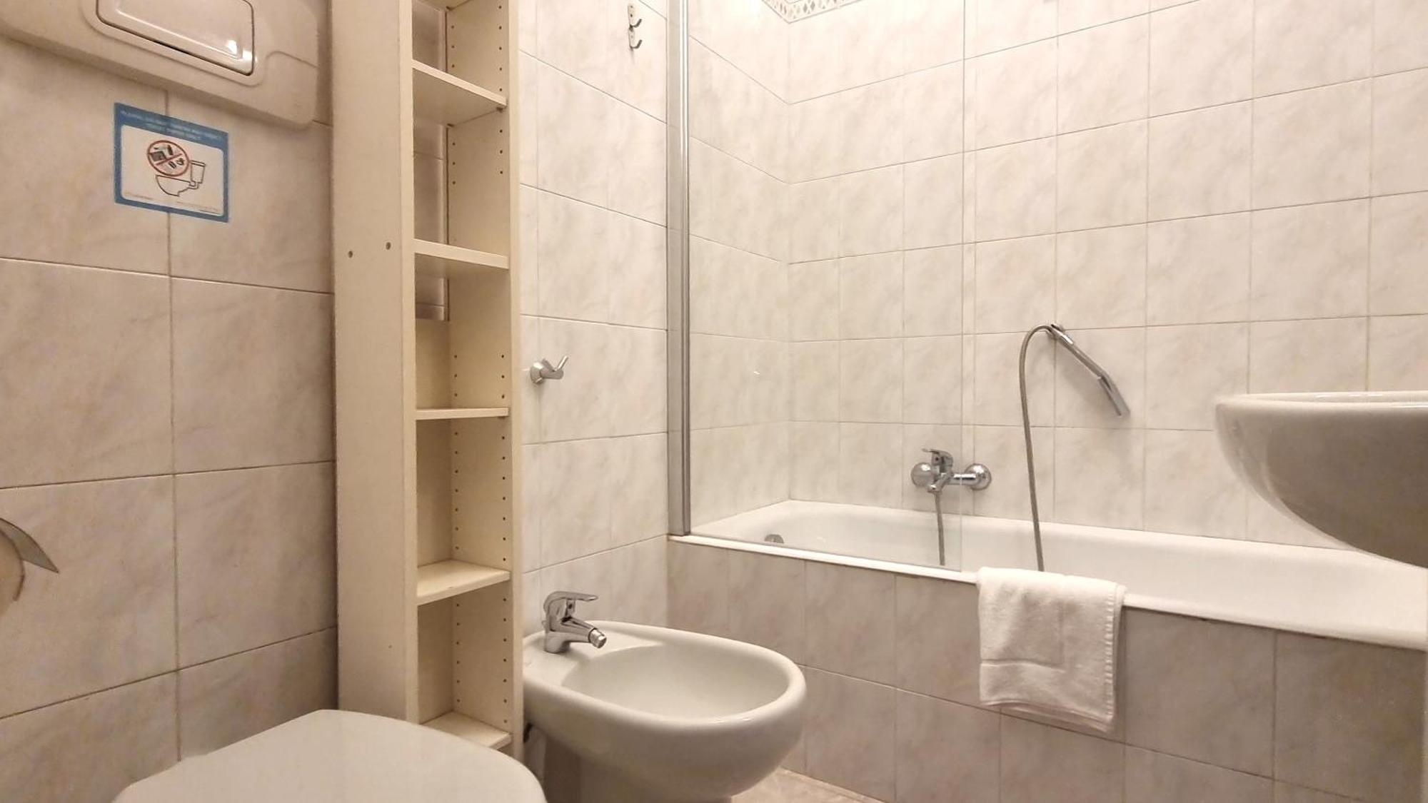 Italianway - Cesare Da Sesto 20 B * Milán
